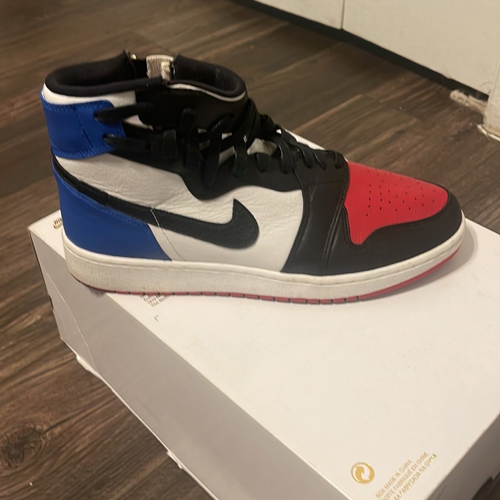 Woman Air Jordon1 Rebel